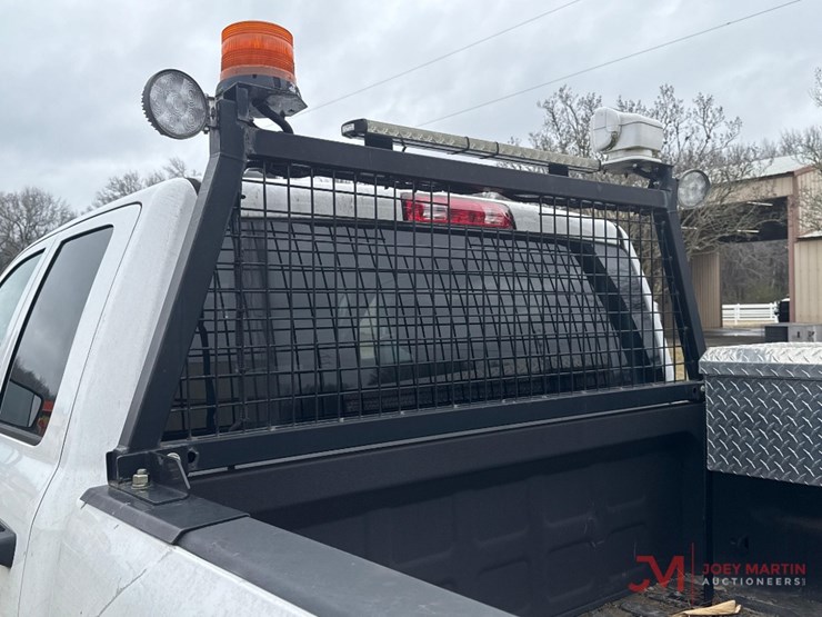 2015-dodge-1500-image-12