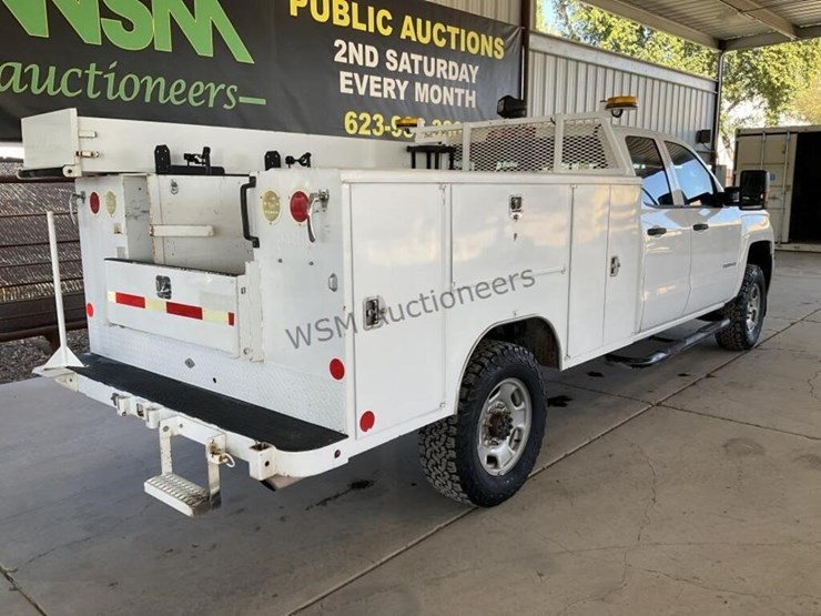 2015-chevrolet-silverado-2500hd-image-7