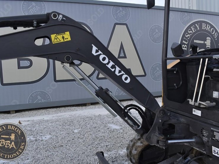 2023-volvo-ecr25-electric-image-20