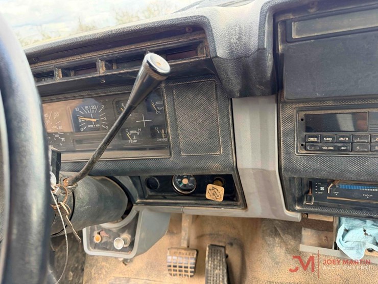 1995-ford-f-series-water-truck-image-20