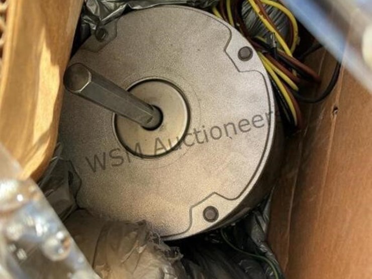 pallet-of-asst-industrial-parts-and-hardware-image-4