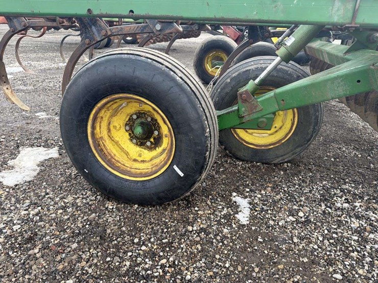 john-deere-714-image-8