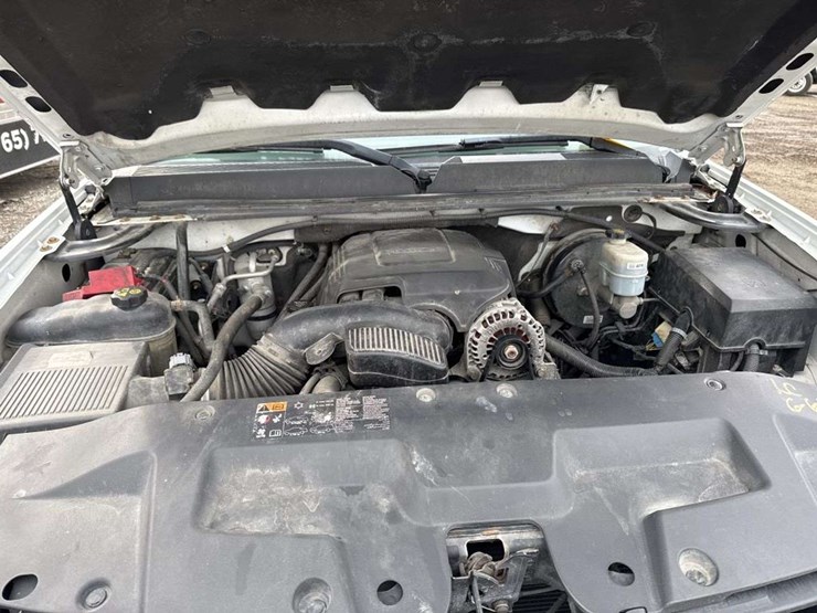 2011-gmc-sierra-1500-image-24