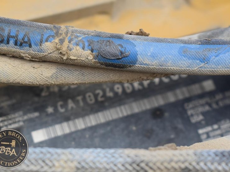 2019-caterpillar-249d3-image-45