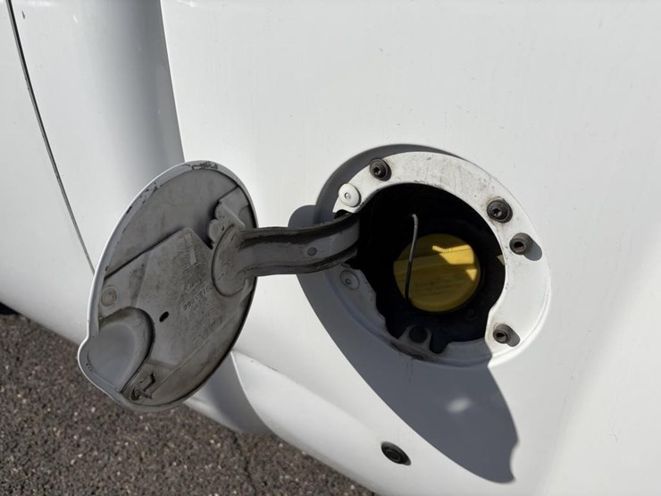 2011-chevrolet-1500-image-30