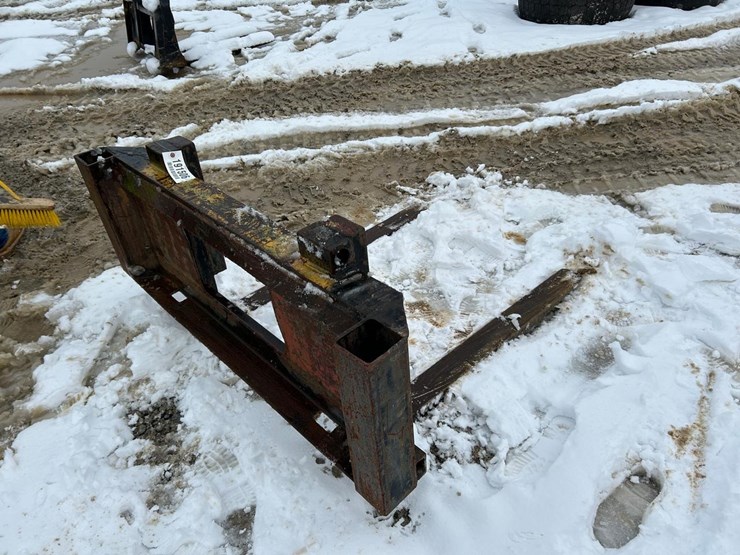 44”-skid-steer-pallet-forks-image-1