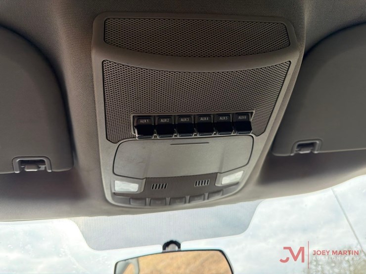 2017-ford-f550-image-22