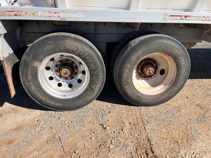 2012-troxell-vacuum-image-10