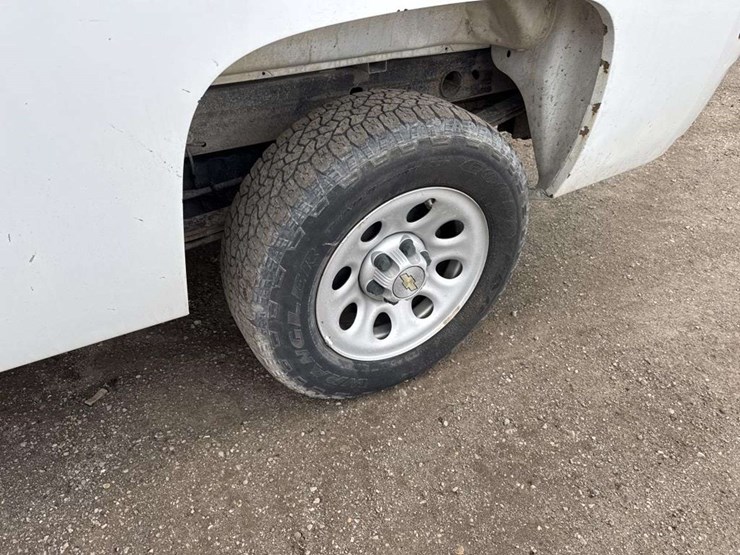 2012-chevrolet-1500-image-9