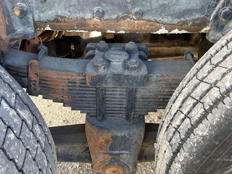 1995-ford-lt9000-image-31