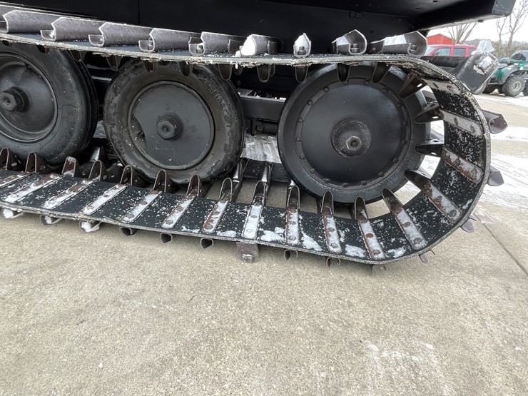 #7566-•-bombardier-snowcat-image-15