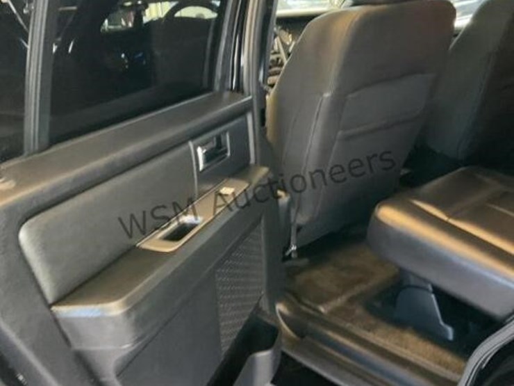 2016-ford-expedition-image-25