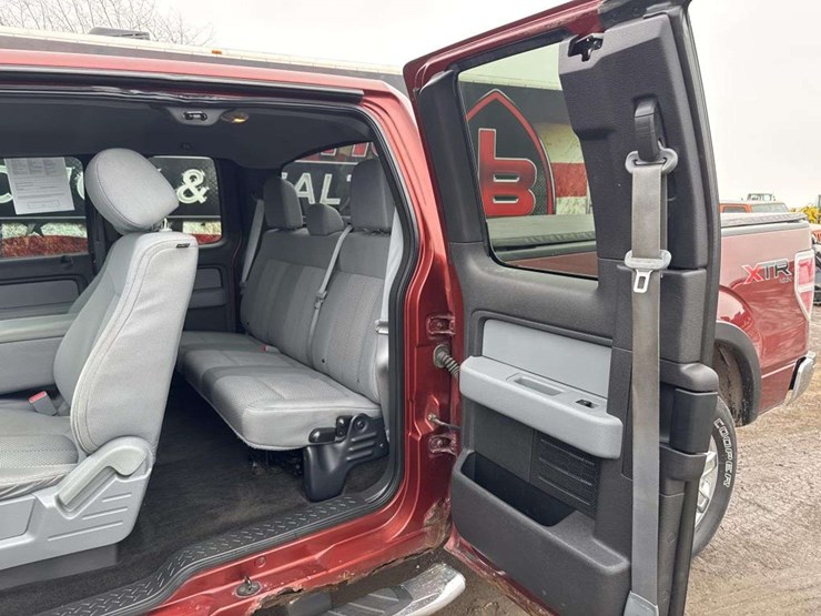 2014-ford-f150-xlt-image-14