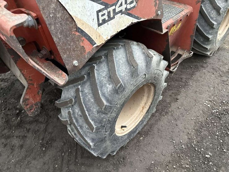 2014-ditch-witch-rt45-image-17