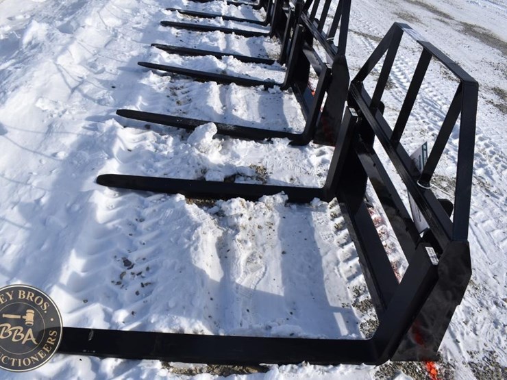 agt-industrial-pallet-fork-attachment-41849-image-3