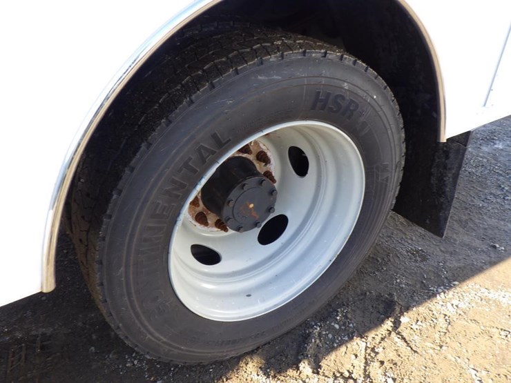 2015-ford-f450-image-15