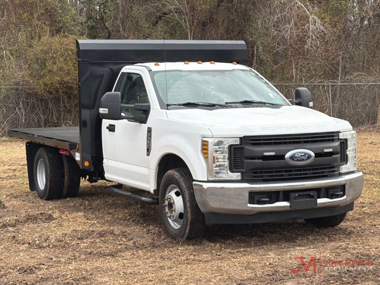 2019-ford-f350-xl-image-1