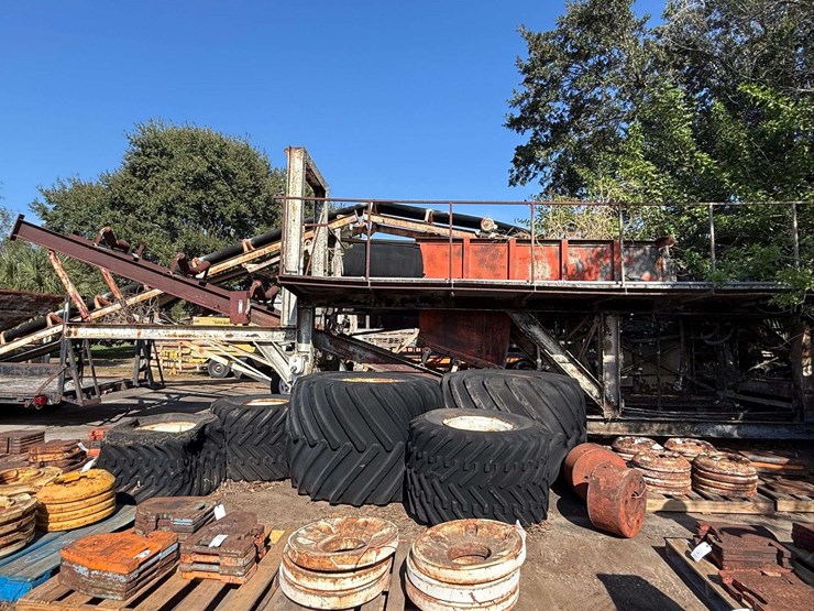 electric-belt-elevator-semi-trailer-image-1