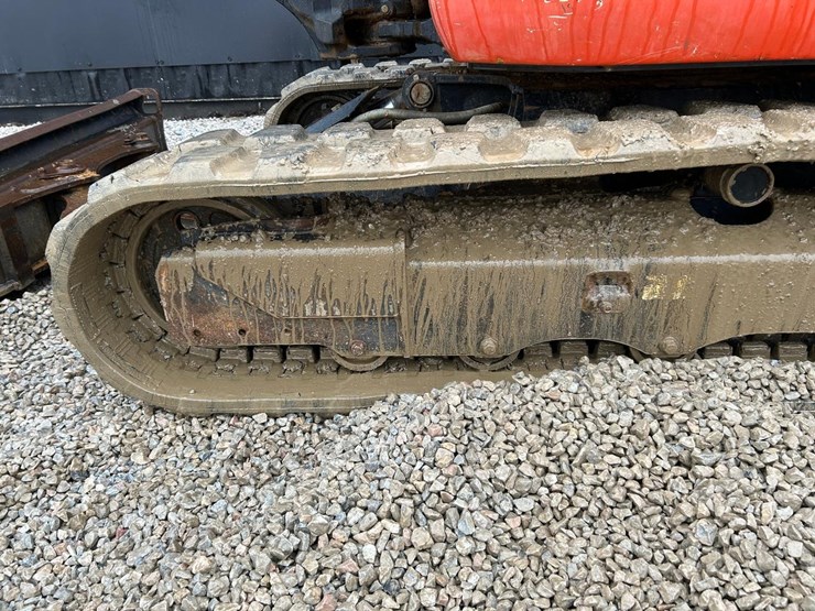 kubota-kx057-image-17