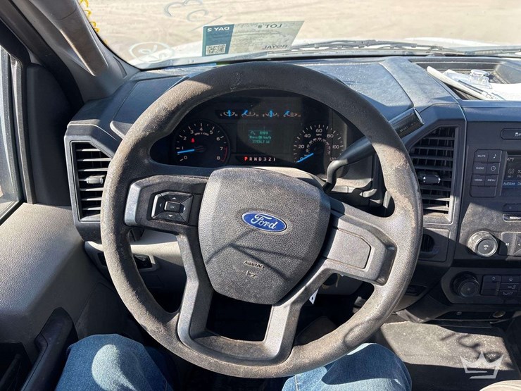 2017-ford-f150-image-11