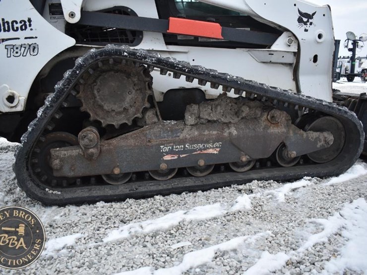 2021-bobcat-t870-image-18