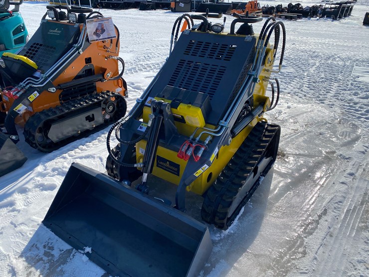 #5320-•-landhonor-mini-skid-steer-loader-image-5