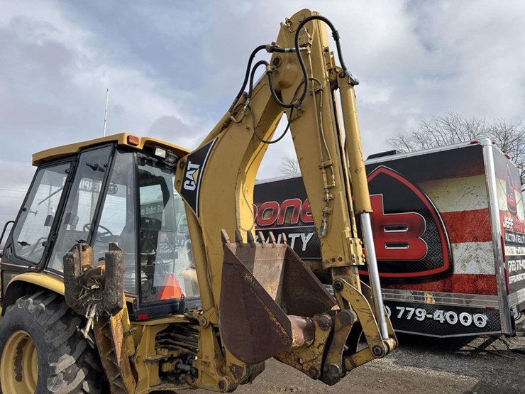 caterpillar-426c-image-18