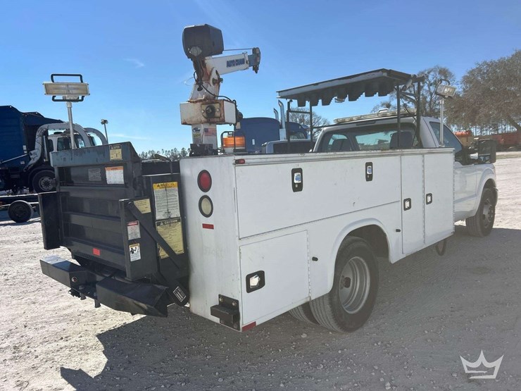 2015-ford-f350-image-3