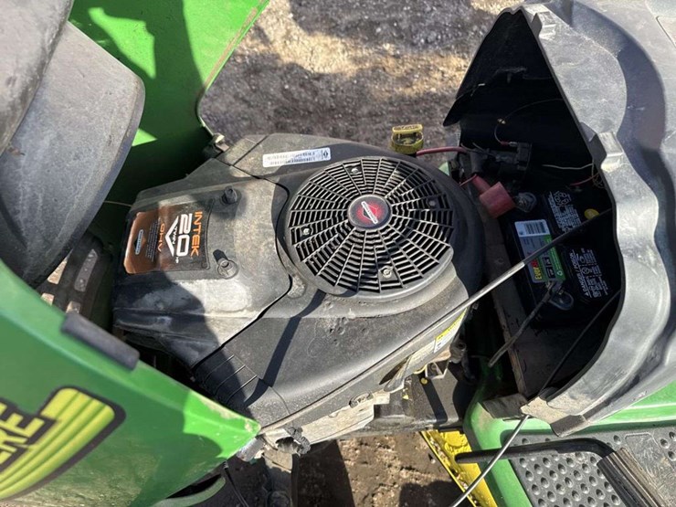 john-deere-l120-image-11