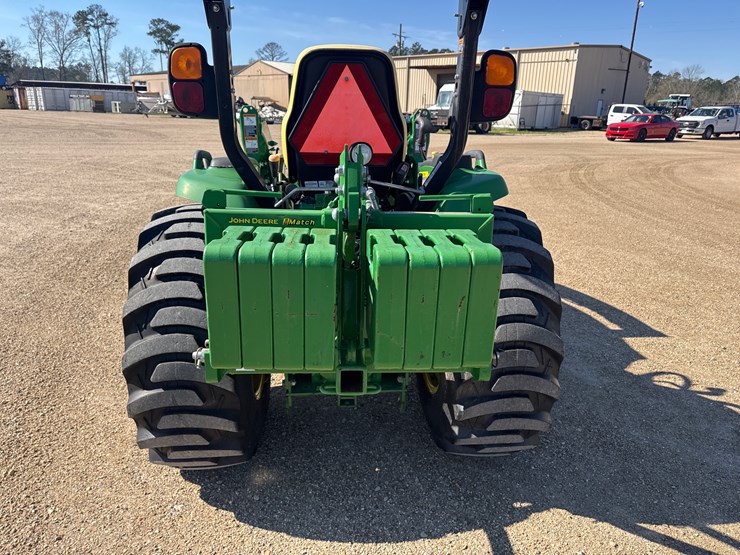 2019-john-deere-3039r-image-4