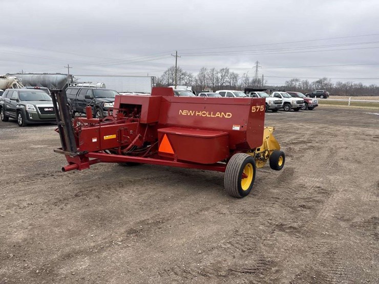 new-holland-575-image-4