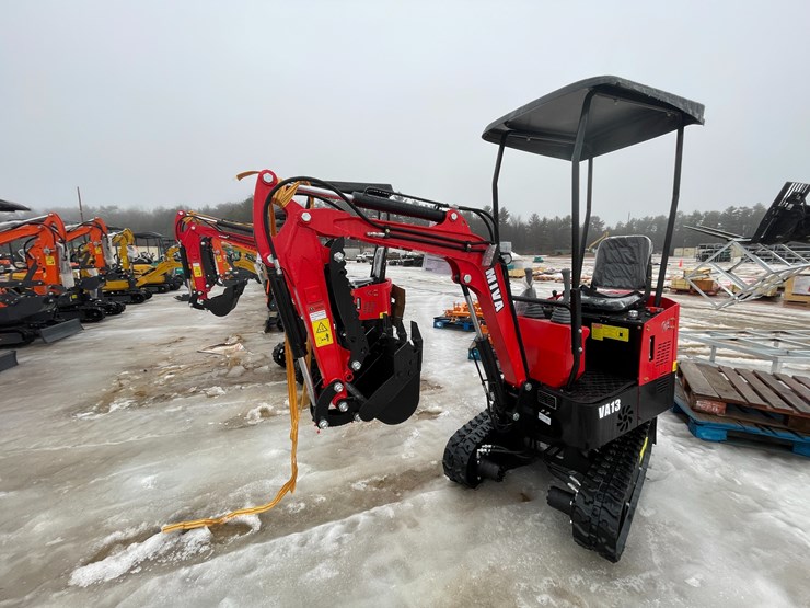 #5407-•-miva-va13-mini-excavator-image-1