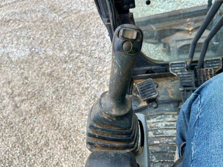 kubota-kx057-image-24