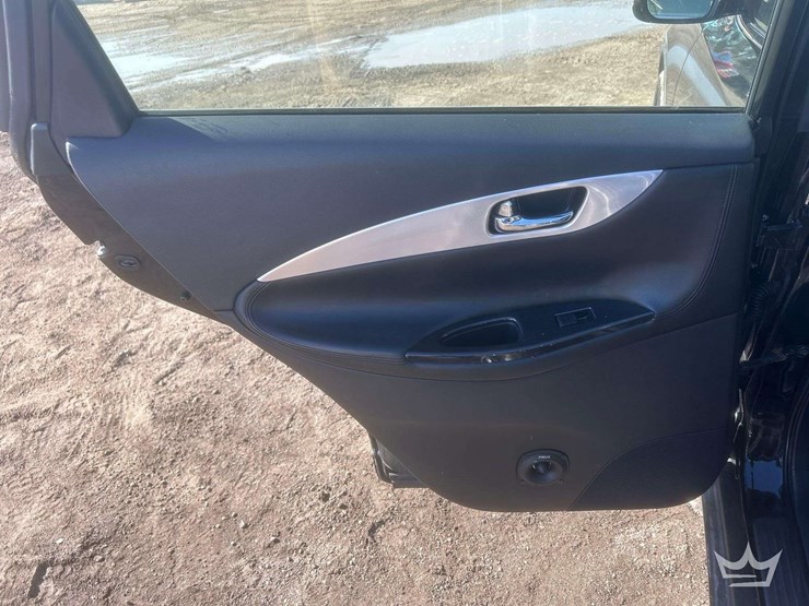 2017-infiniti-qx50-suv-image-14