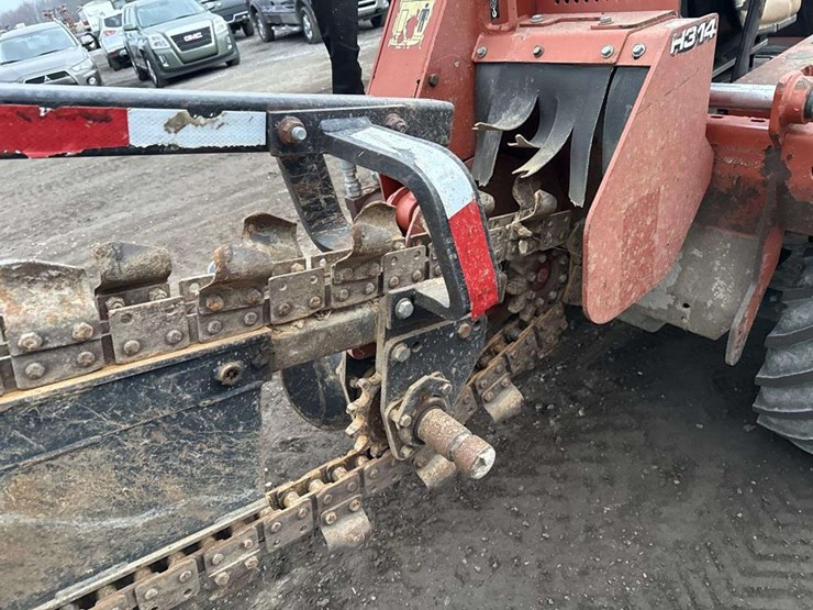 2014-ditch-witch-rt45-image-16