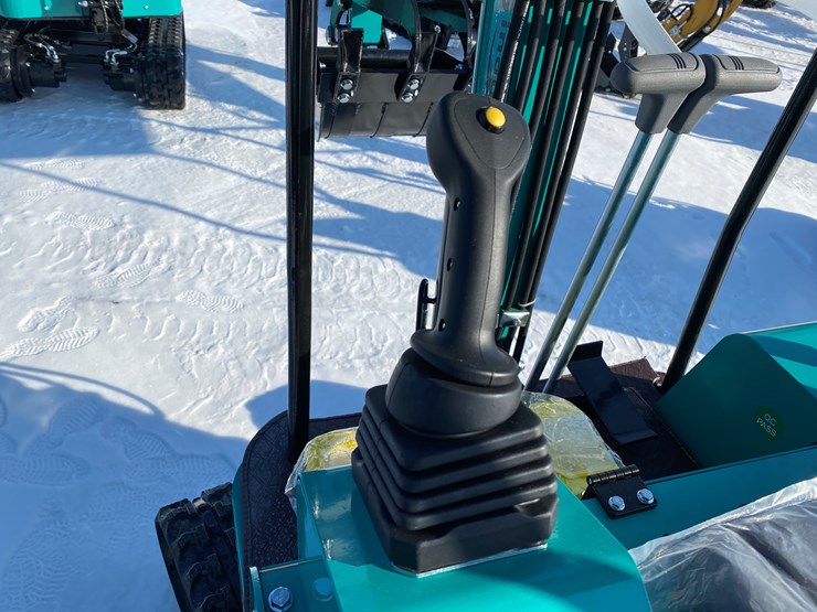 #5355-•-2026-unused-cfg-mini-excavator-image-16