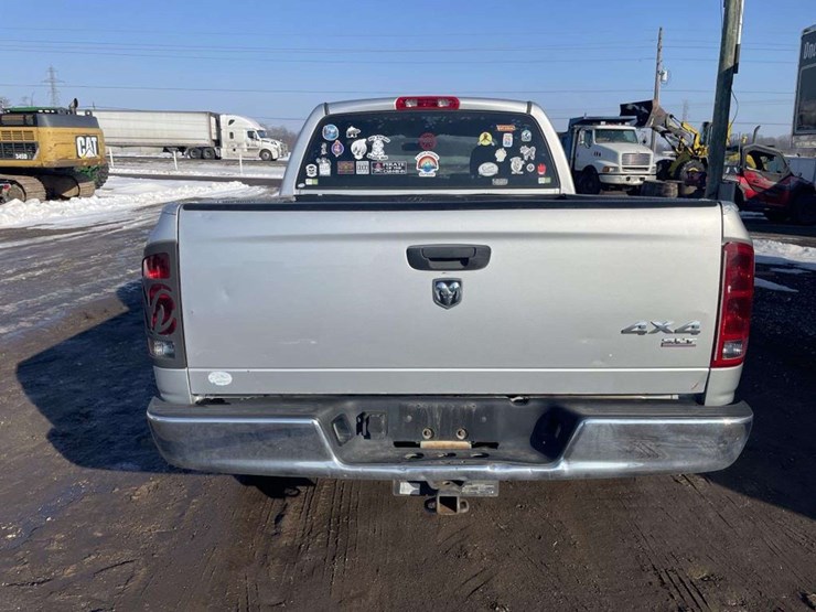 2005-dodge-ram-1500-image-4