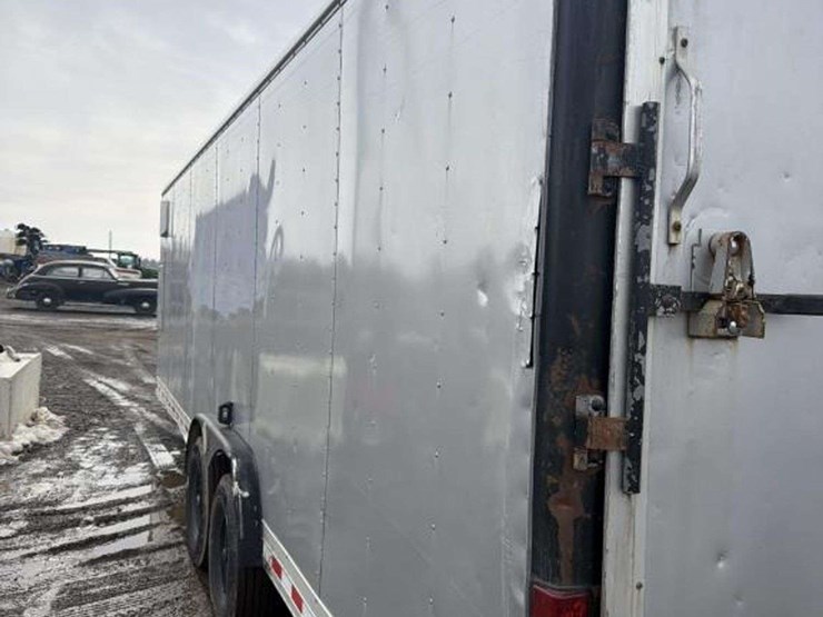 2006-cargo-wells-image-16