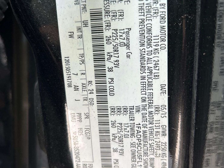 2015-ford-c-max-hatchback-image-1