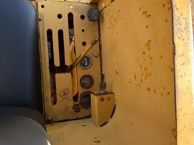 allis---chalmers-motor-grader-image-18