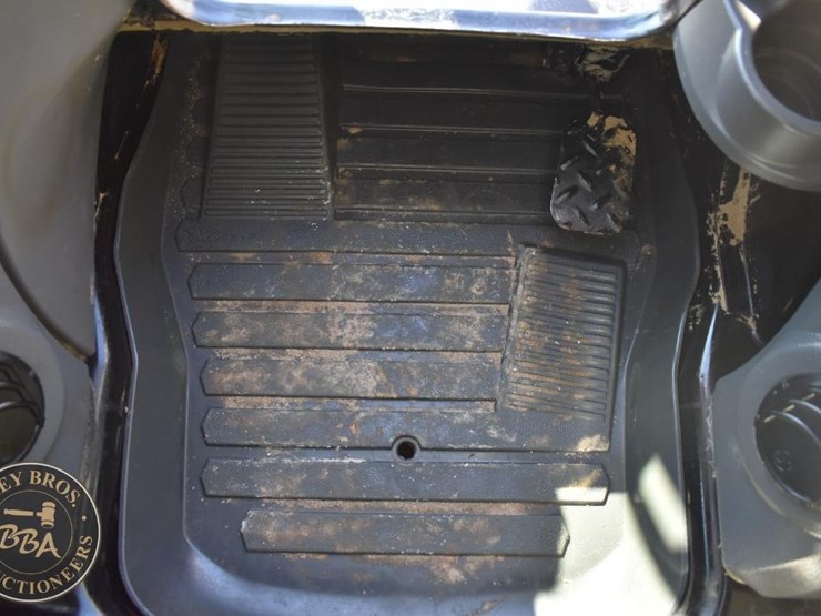 2022-caterpillar-259d3-image-53