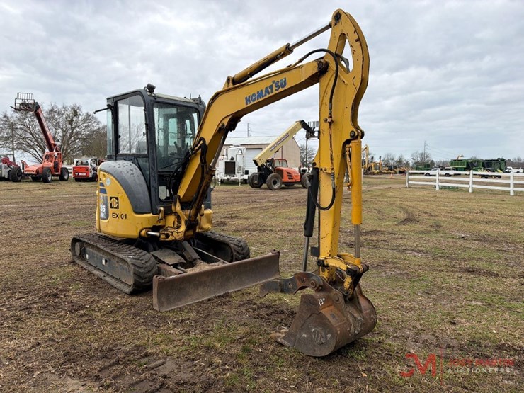 komatsu-pc35-image-3