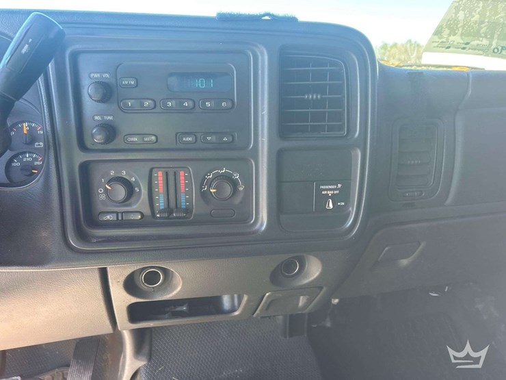 2006-chevrolet-silverado-2500hd-image-18