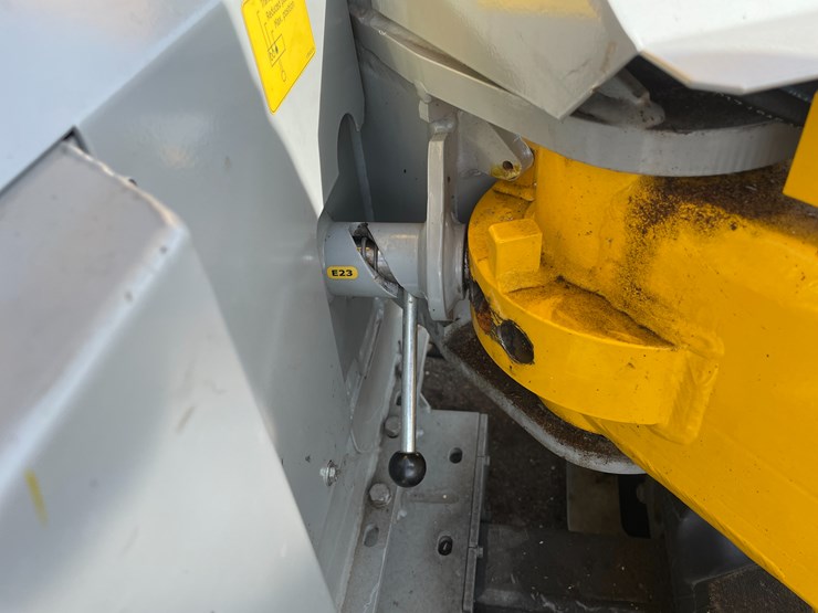 #8550-•-2023-omme-2750-rxbdj-hybrid-tracked-aerial-lift-image-42