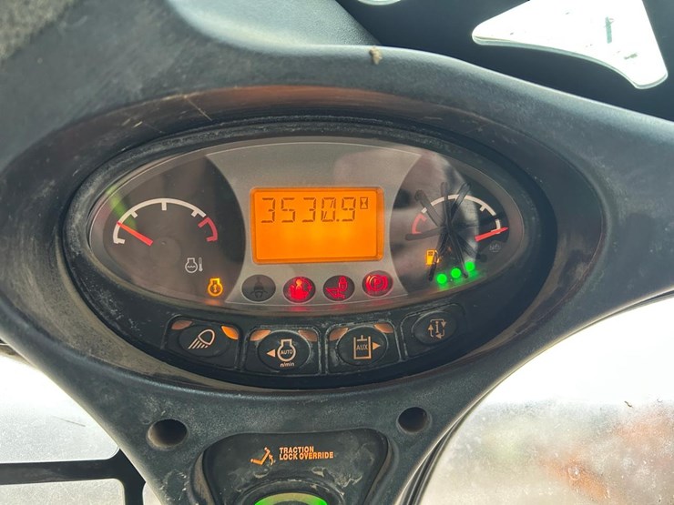 2018-bobcat-t770-image-21