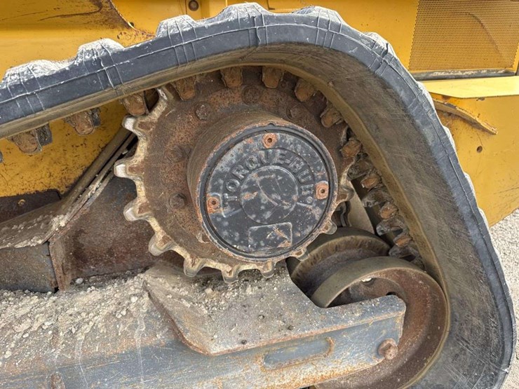 2019-deere-333g-image-9