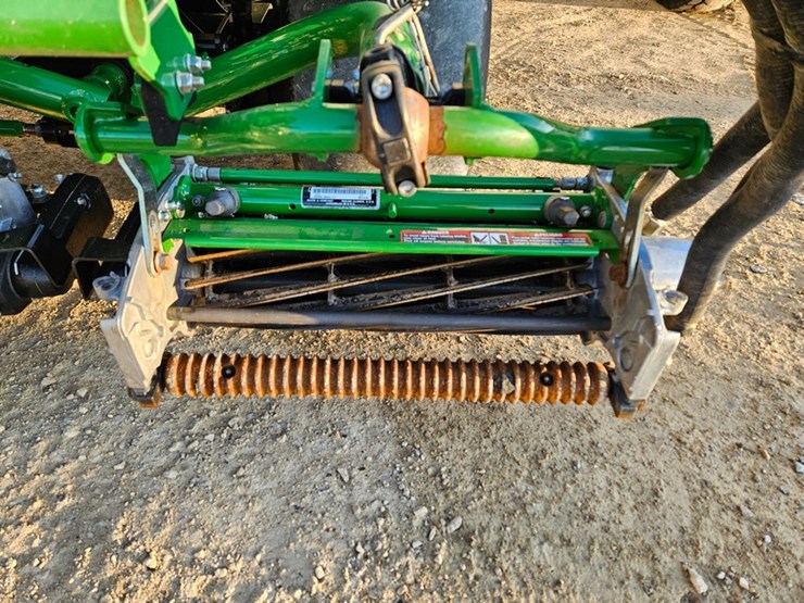 john-deere-6080a-image-9