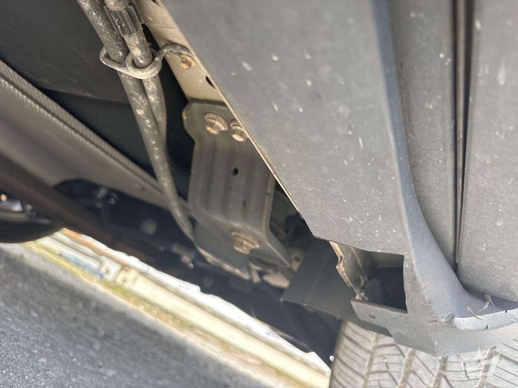 2016-ford-taurus-sedan-image-19