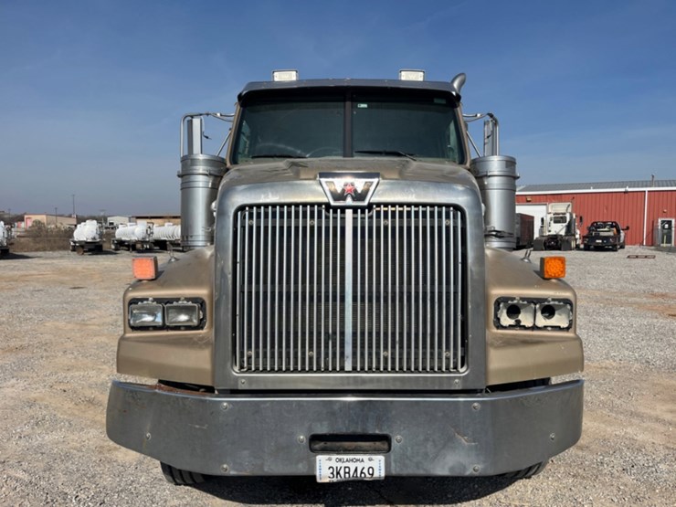 2012-western-star-4900-image-3
