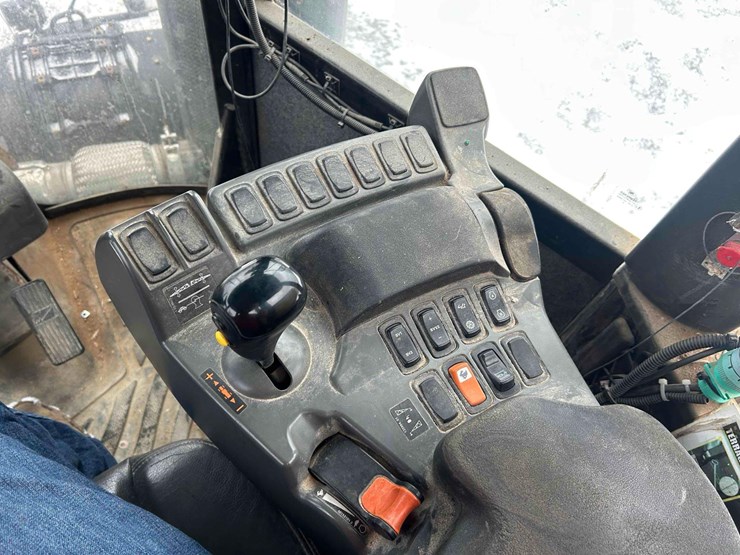 2016-ag-chem-tg7300b-image-61